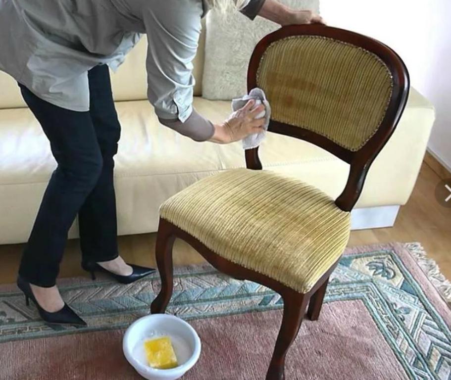 химчистка диванов на дому